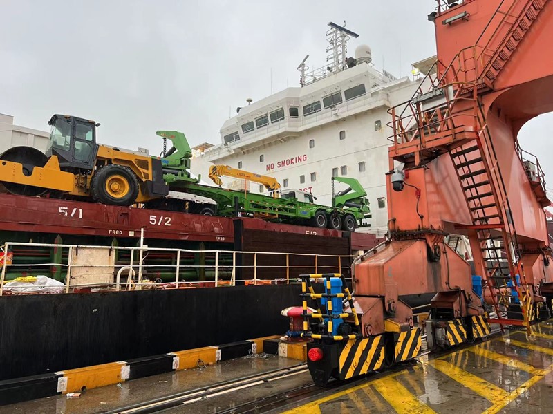 Container side lifter for Tanzanian customer shipped from Shanghai port